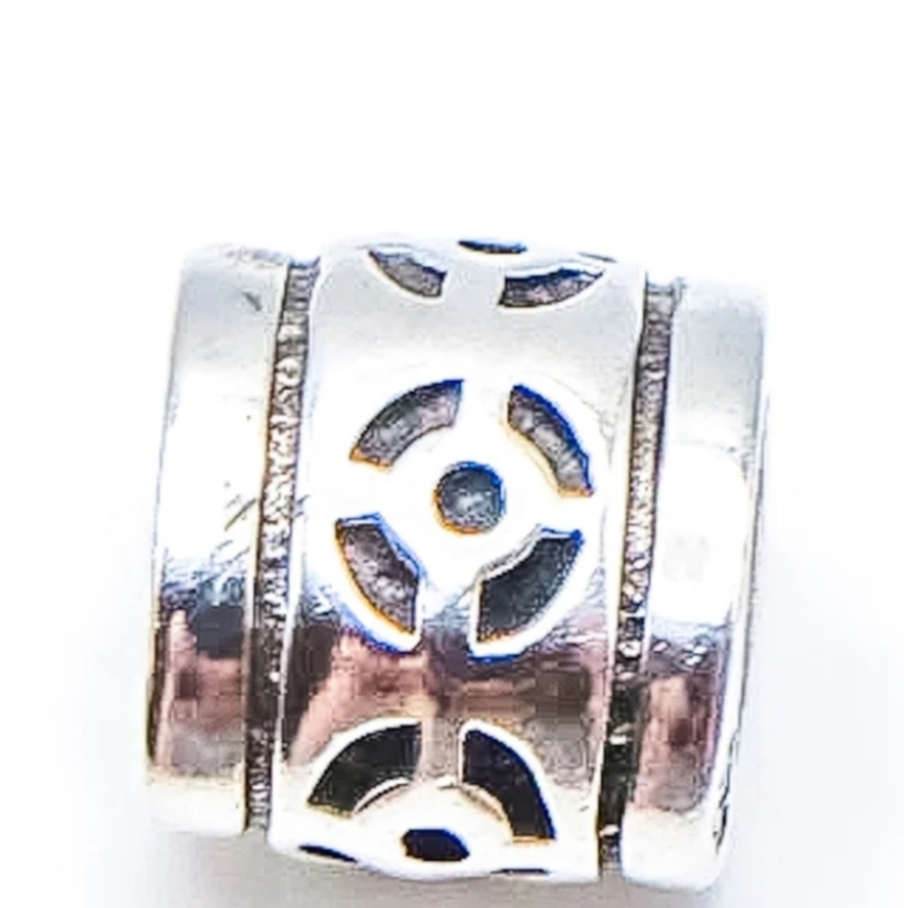 PANDORA Open Circle Pattern Sterling Silver Charm